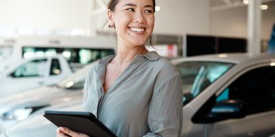 Chaque année, le nombre de femmes en formation dans les métiers de l'automobile va crescendo.