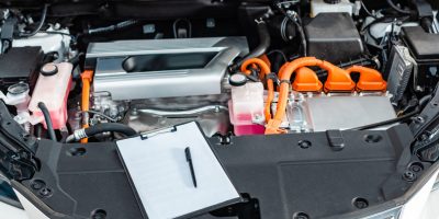 Sous le capot des voitures électriques, ça ne ressemble en rien à ce qu'il y a sous le capot d'une voiture thermique.